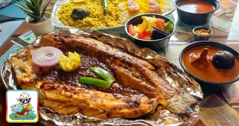 وجبة سمك سيباس لشخصين مع المعبوج + دقوس + مرق+ عيش + سلطة