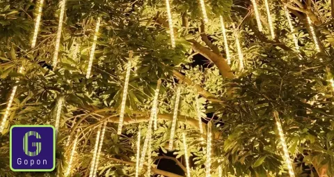 أضواء مطرية على شكل شلال LED بـ 8 أنابيب مع تأثير متساقط، تصميم مقاوم للماء للديكور الخارجي والداخلي، طول 30 سم - (لون أبيض دافئ)