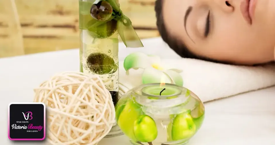 جلسة مساج ريلاكس بالزيوت العطرية لمدة 30 دقيقة + بديكير ومننيكير
