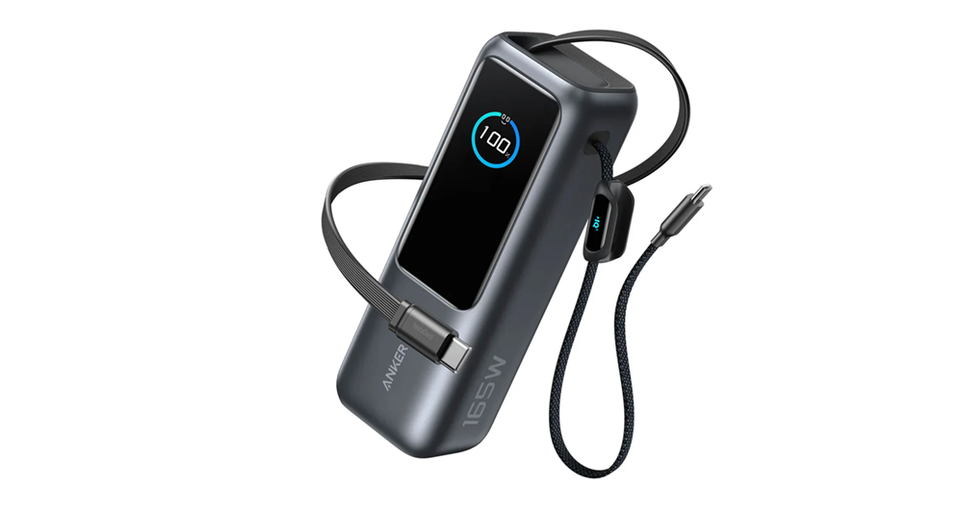 باور بانك بمنفذ USB ومنفذ Type-C بقدرة شحن سريع 165 واط مع سعة 25000 مللي أمبير مزود بكابلين مدمجين من نوع Type-C – اللون: أسود من أنكر