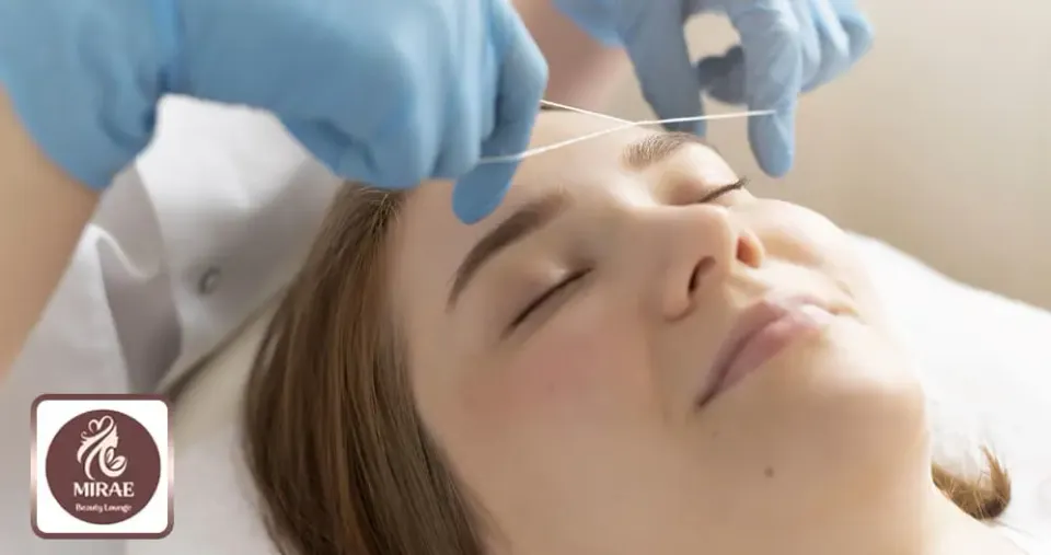 حف الوجه بالخيط مع إمكانية إضافة حف الحواجب + هدية مجانية ماسك مرطب للبشرة