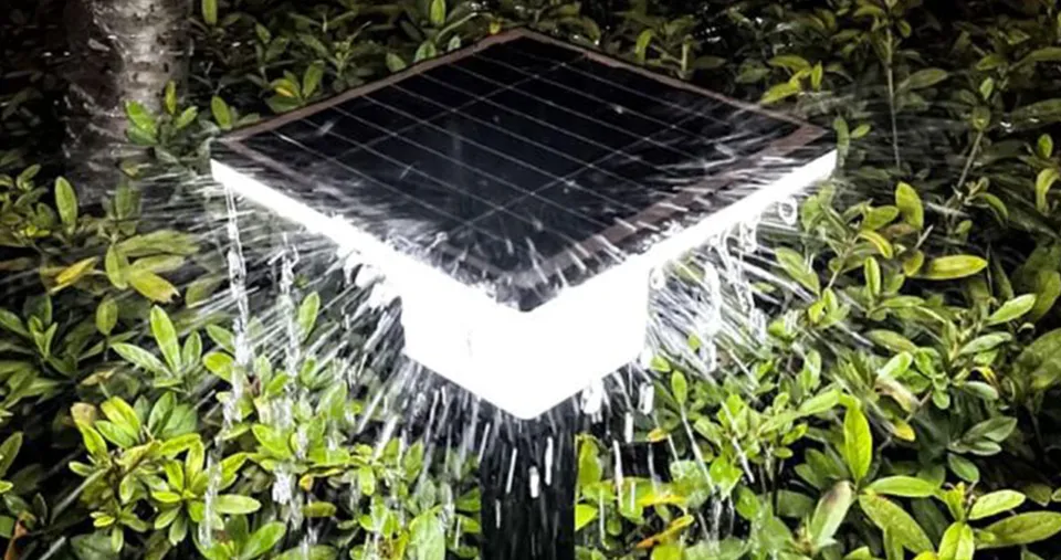 Elegant Garden Walkway Tower and Ground Light for Garden Patio and Outdoors